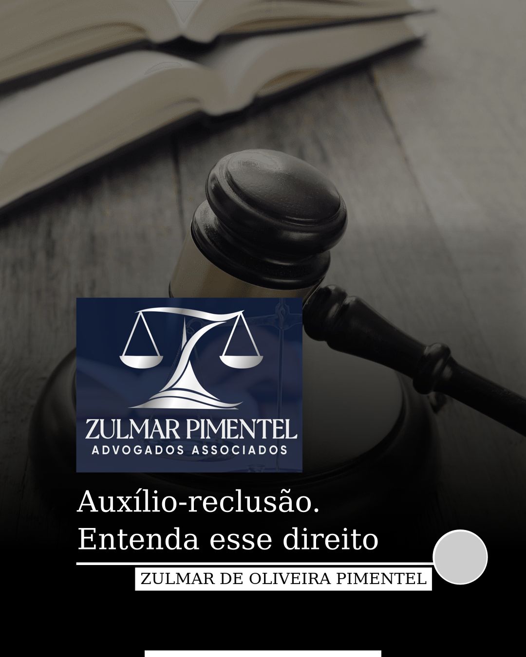 O auxílio-reclusão é um benefício previdenciário que visa ajudar financeiramente os dependentes de uma pessoa presa, garantindo sua subsistência. Para ter esse direito, é preciso que o recluso tenha contribuído previamente para a Previdência Social e que atenda a determinados requisitos. O valor do benefício é calculado com base na lei vigente na data da reclusão, contudo, se a partir da EC 103/2019, será sempre no valor de um salário mínimo. Se você acredita que possui direito ao auxílio-reclusão, entre em contato com a Previdência Social para fazer a sua solicitação. E não deixe de contar com o auxílio de um advogado capaz de eliminar suas dúvidas e efetivar o seu direito. #justiça #prisão #auxílioreclusão #previdência #previdênciasocial #auxilio #direito #jurisoft #advocacia #advogado #advogada #dúvida #ajuda #jurídico #conhecimento #dica #educação